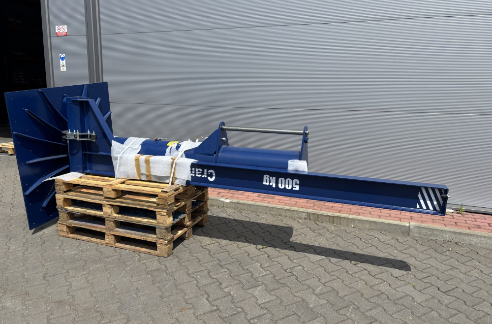 Special Order – BETA 200 Pillar-Mounted Crane in a Custom Version